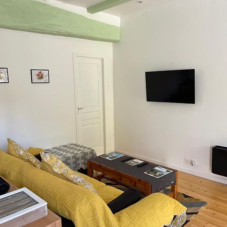 La Bastide Aux Iris - Les Capucines Apartamento Villecroze Exterior foto