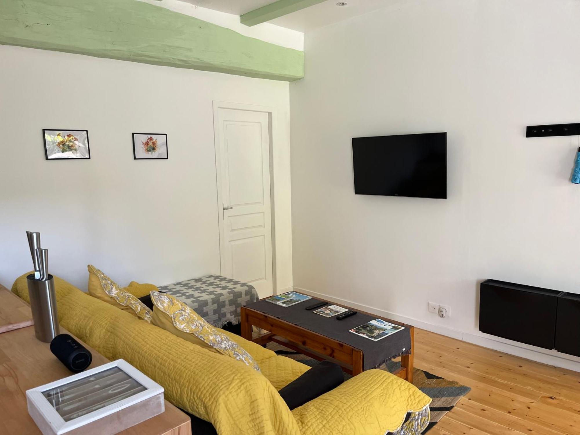 La Bastide Aux Iris - Les Capucines Apartamento Villecroze Exterior foto